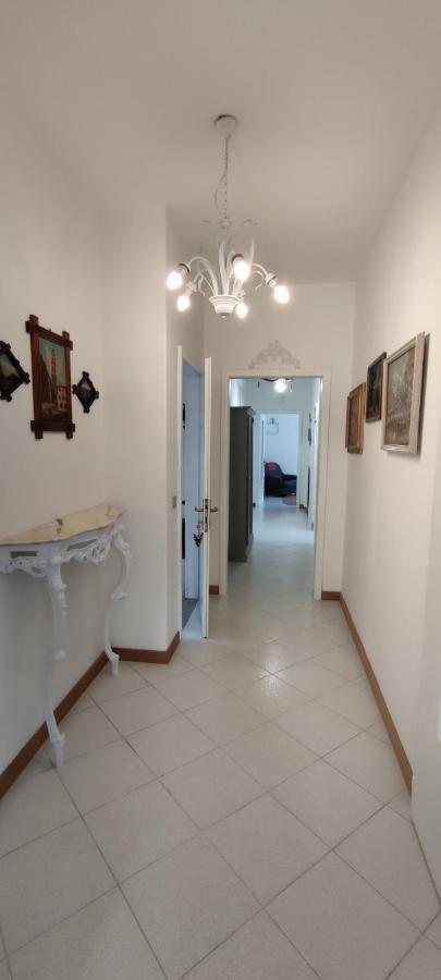 Apartamento Le Mongolfiere 2 Malè Exterior foto
